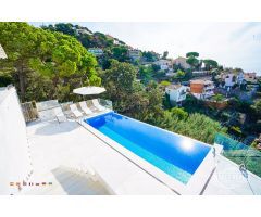 Villa de Lujo en Venta en Lloret de Mar, Girona