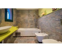 Chalet en Venta en lEscala, Girona