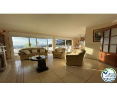 Chalet en Venta en Roses, Girona