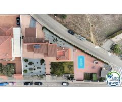 Chalet en Venta en Roses, Girona