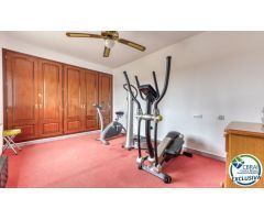 Chalet en Venta en Roses, Girona
