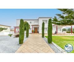 Chalet en Venta en Roses, Girona