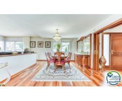Chalet en Venta en Roses, Girona