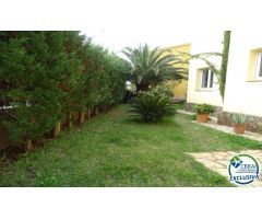 Chalet en Venta en Roses, Girona