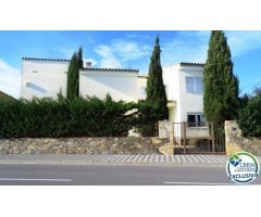 Chalet en Venta en Roses, Girona