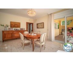 Chalet en Venta en Roses, Girona