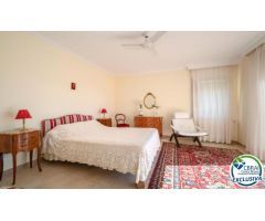 Chalet en Venta en Roses, Girona