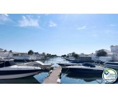 Chalet en Venta en Empuriabrava, Girona