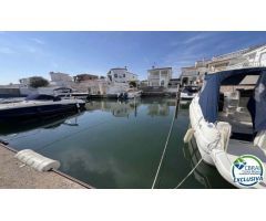 Chalet en Venta en Empuriabrava, Girona