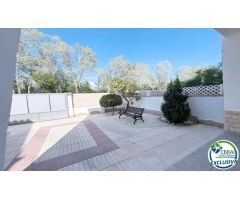 Chalet en Venta en Empuriabrava, Girona