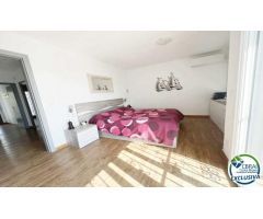 Chalet en Venta en Empuriabrava, Girona