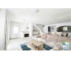 Chalet en Venta en Empuriabrava, Girona