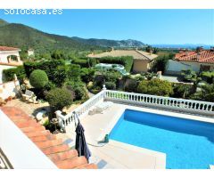 Chalet en Venta en Roses, Girona