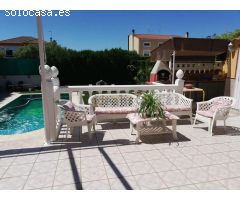 CHALET PAREADO EN AVDA. DE ELVAS