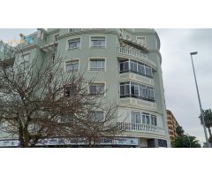 ENCANTADOR PISO DE 4 DORMITORIOS JUNTO AL PUENTE REAL