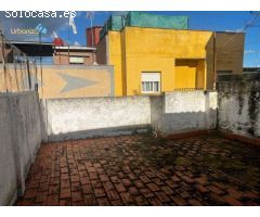 casa en antonio domnguez con sotano terraza y amplio trastero para reformar
