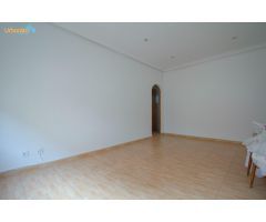 PISO DE TRES DORMITORIOS MUY ECONOMICO EN CALLE MARVAO, ESTACION DE RENFE