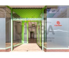 LOCAL COMERCIAL EN MONTIJO