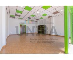 LOCAL COMERCIAL EN MONTIJO