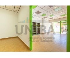 LOCAL COMERCIAL EN MONTIJO