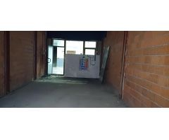 LOCAL EN VENTA CENTRO COMERCIAL LAS CUMBRES DON BENITO
