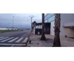 LOCAL EN VENTA CENTRO COMERCIAL LAS CUMBRES DON BENITO
