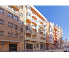 IDEAL INVERSORES - LOCAL EN VENTA EN EL CENTRO DE CACERES
