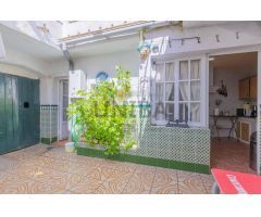 Casa en Venta en Segura de León – Amplia y con Patio