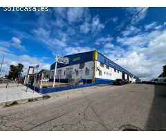¡Oportunidad única! Nave en venta en el Polígono El Nevero, Badajoz