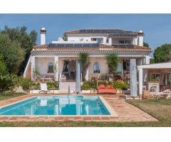 Villa de Lujo en Venta en Benalup-Casas Viejas, Cádiz