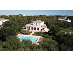 Villa de Lujo en Venta en Benalup-Casas Viejas, Cádiz
