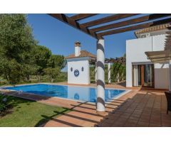 Villa de Lujo en Venta en Benalup-Casas Viejas, Cádiz