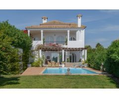 Villa de Lujo en Venta en Benalup-Casas Viejas, Cádiz