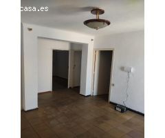 Piso en Venta en La Bisbal dEmpordà, Girona