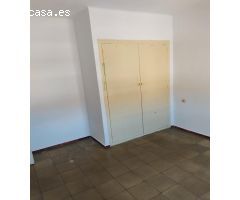 Piso en Venta en La Bisbal dEmpordà, Girona