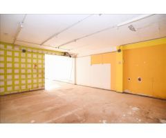 Local comercial en Venta en Banyoles, Girona