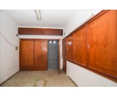 Local comercial en Venta en Banyoles, Girona