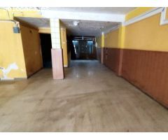 Local comercial en Venta en Banyoles, Girona