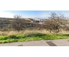 Suelo urbano en la Zubia, calle Gredos