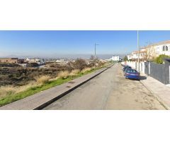 Suelo urbano en la Zubia, calle Gredos