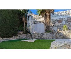PRECIOSA VILLA ELEVADA CON VISTAS AL MAR EN CERROS DEL ÁGUILA DE 2 DORMITORIOS Y PISCINA