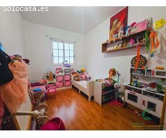 Se vende preciosa casa en el centro de Granadilla