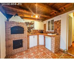 Se vende preciosa casa en el centro de Granadilla