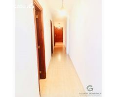 Apartamento de 3 Habitaciones en El Médano a 400 Metros de la Playa