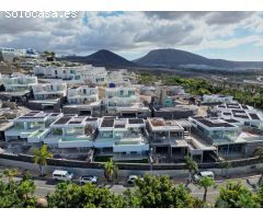 Villas de lujo en el Madroñal -Amplias con jardin y piscina privada.