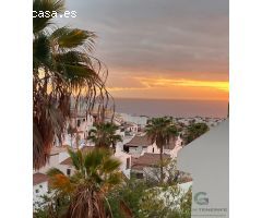 Oportunidad de Inversión: Tres Estudios en Venta en Costa Adeje con Licencia VV