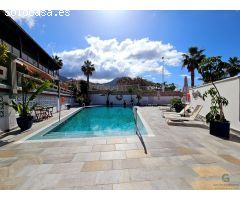 Exclusiva Villa Adosada en Villas Capitana – El Galeón, Adeje | 3 Dormitorios, Terraza, Garaje y Pis