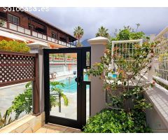 Exclusiva Villa Adosada en Villas Capitana – El Galeón, Adeje | 3 Dormitorios, Terraza, Garaje y Pis