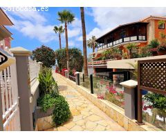 Exclusiva Villa Adosada en Villas Capitana – El Galeón, Adeje | 3 Dormitorios, Terraza, Garaje y Pis