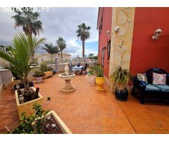 Exclusiva Villa Adosada en Villas Capitana – El Galeón, Adeje | 3 Dormitorios, Terraza, Garaje y Pis